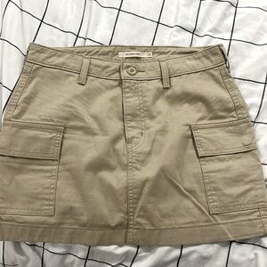 levi’s cargo skirt!!🙌🙌